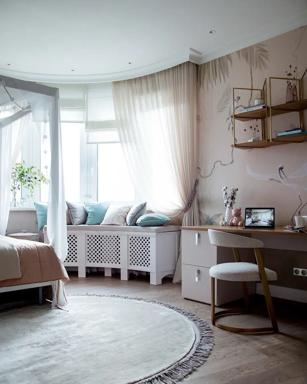 Girl's bedroom bay window seat and integrated study, Dubai